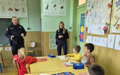 POLICIJSKI SLUŽBENICI U 1.RAZREDU