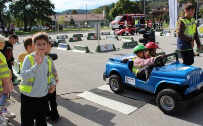 Naši učenici sudjelovali u preventivnom programu o sigurnosti u cestovnom prometu