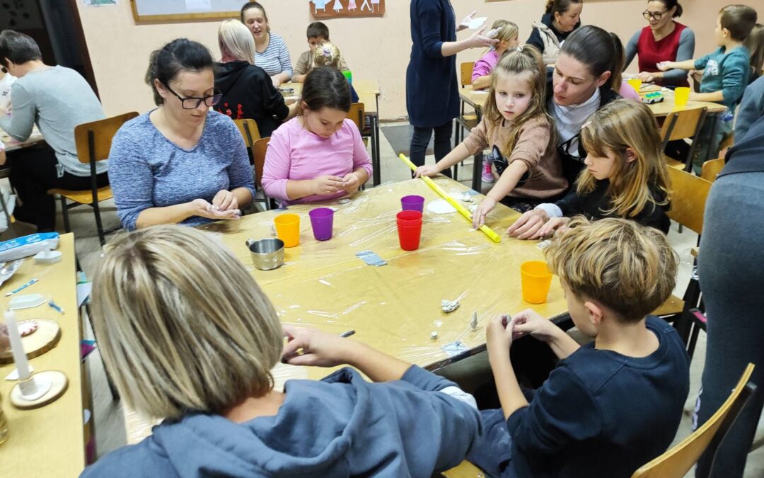Radionica izrade božićnih ukrasa u PŠ Lupinjak