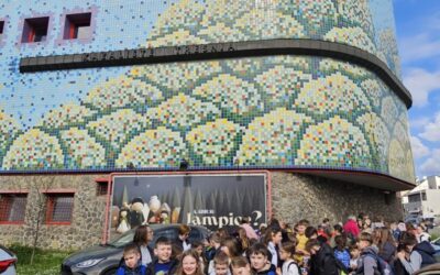 Predstava “Smrveni i Smlavi”