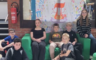 Školski rekord u pamćenju decimala broja Pi